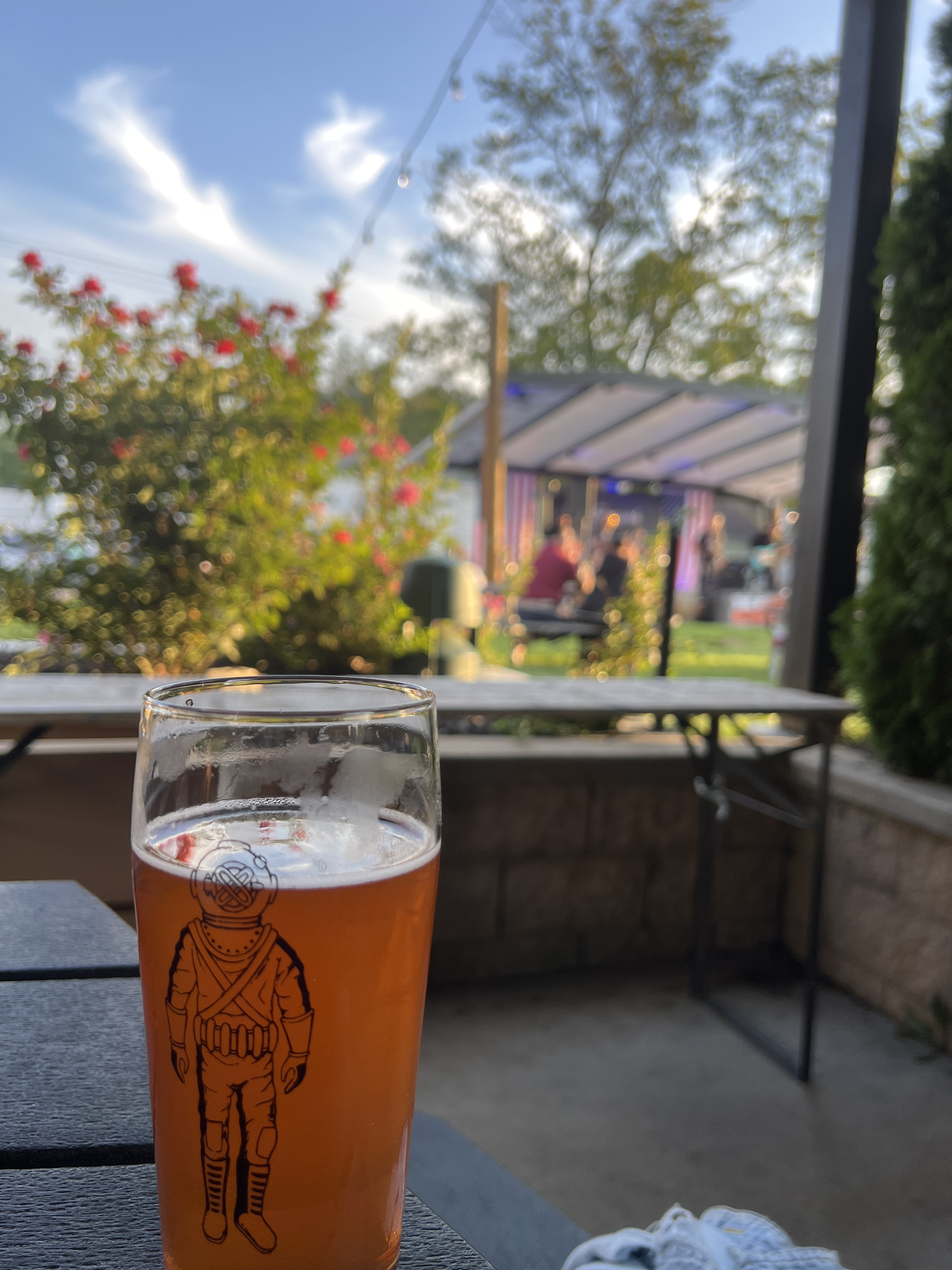 Watermark brewing beer garden with a band! 🤘